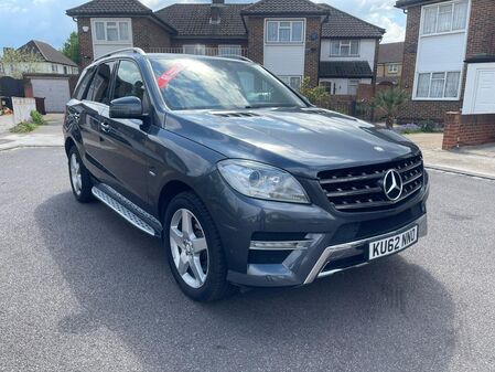 MERCEDES-BENZ M CLASS ML350